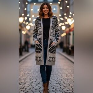 Lara knit black/shite/gray Italian cardigan, geometrical forms, button closure,S